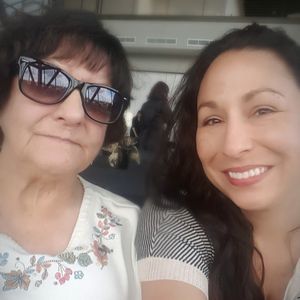 Meet your Posher, Leslie